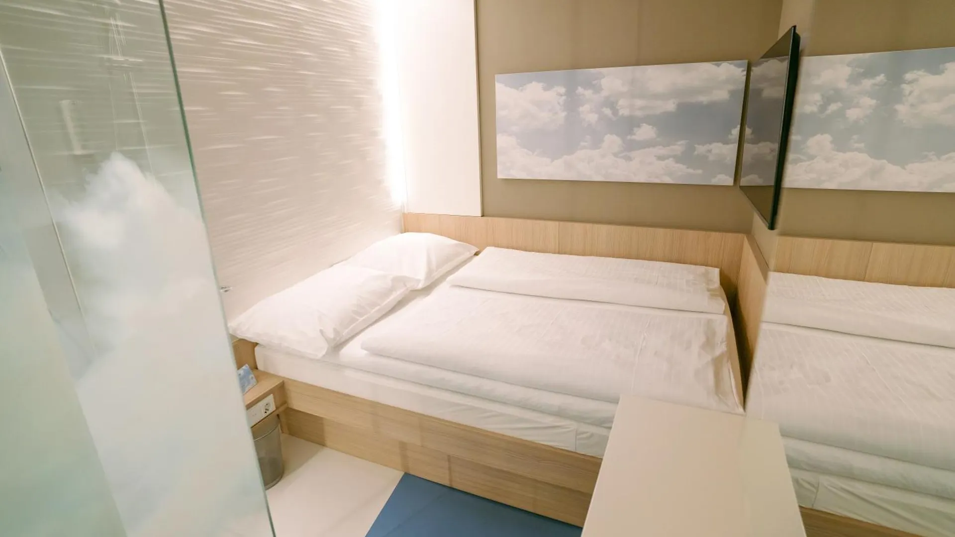 My Cloud Transit Hotel - Guests With International Flight Only! Frankfurt am Main