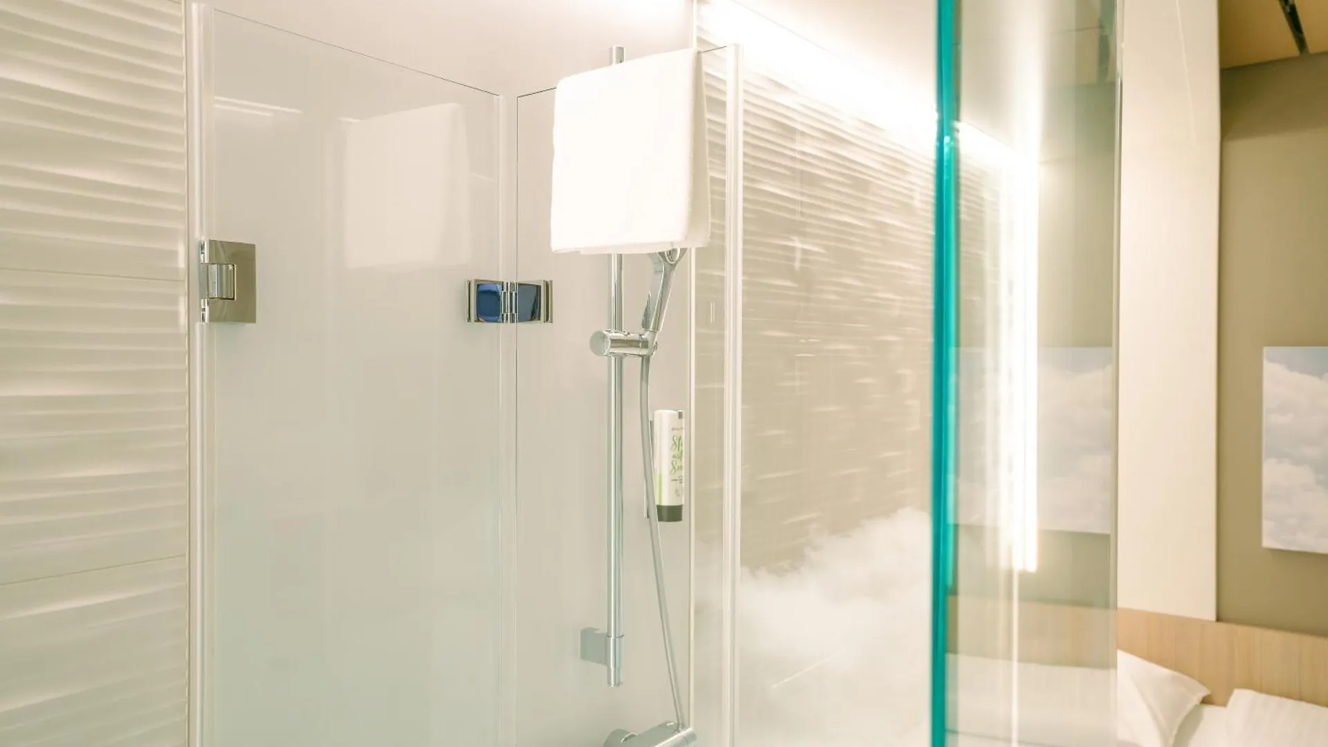 My Cloud Transit Hotel - Guests With International Flight Only! Frankfurt am Main